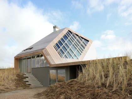 Dune House